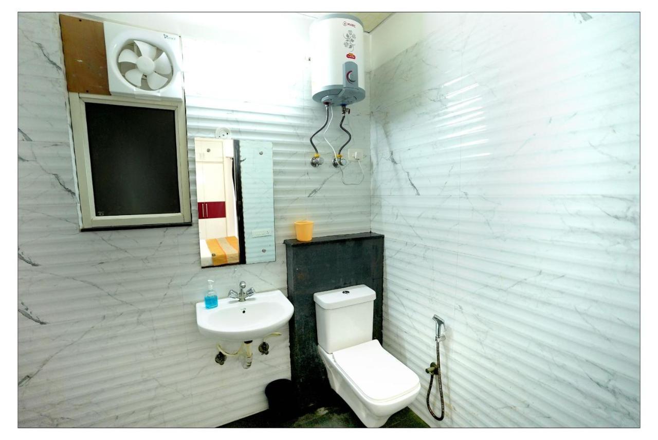 Gupta Residency Near Ajnara Heritage Noida Exterior foto